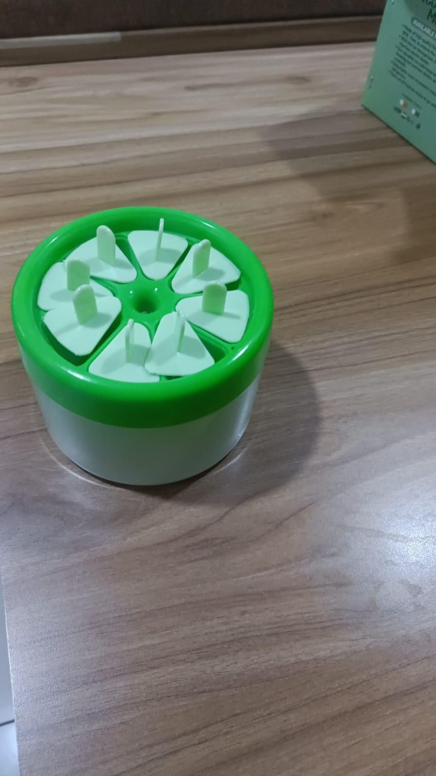 8-Piece Reusable DIY Ice Pop Molds